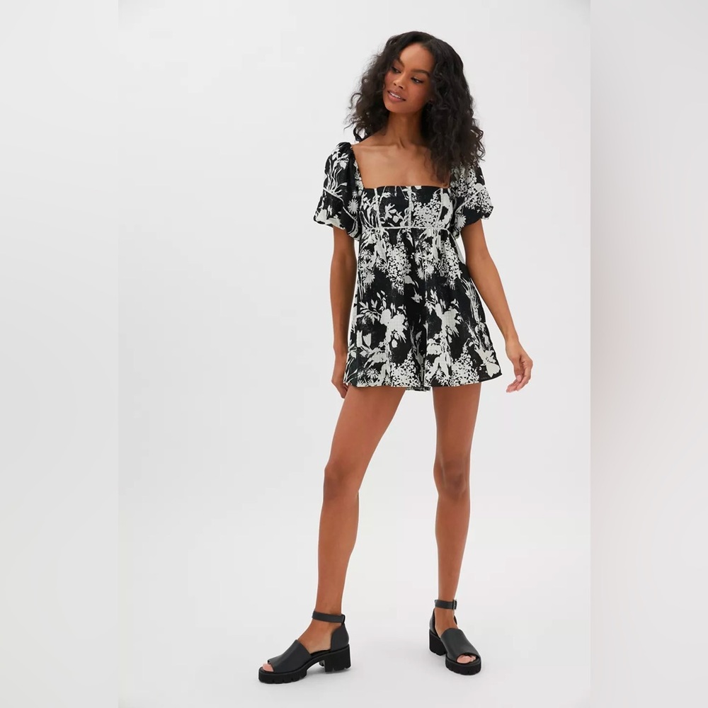 Urban Outfitters Square Neck Romper - Size Small - New With Tags